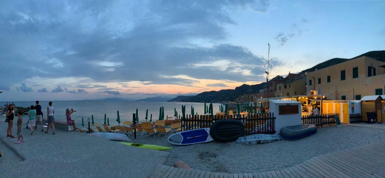 Varigotti #Subitoalmare Zewnętrze zdjęcie
